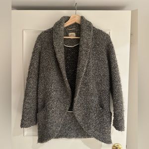 Aritzia Wilfred grey jacket / shacket / sweater
